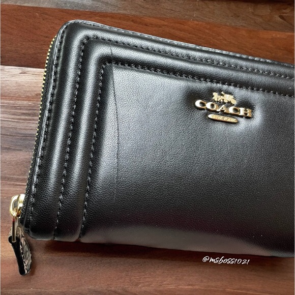 Coach Leather Zip Around Wallet in Black NWT - Picture 4 of 4